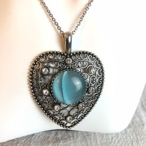 Silver tone clear rhinestone and cat’s eye Necklace 20” #193